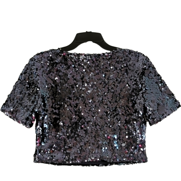 Forever 21 Deep Navy Sequined Short Sleeve Crop Top NWOT Size M - Picture 3 of 14